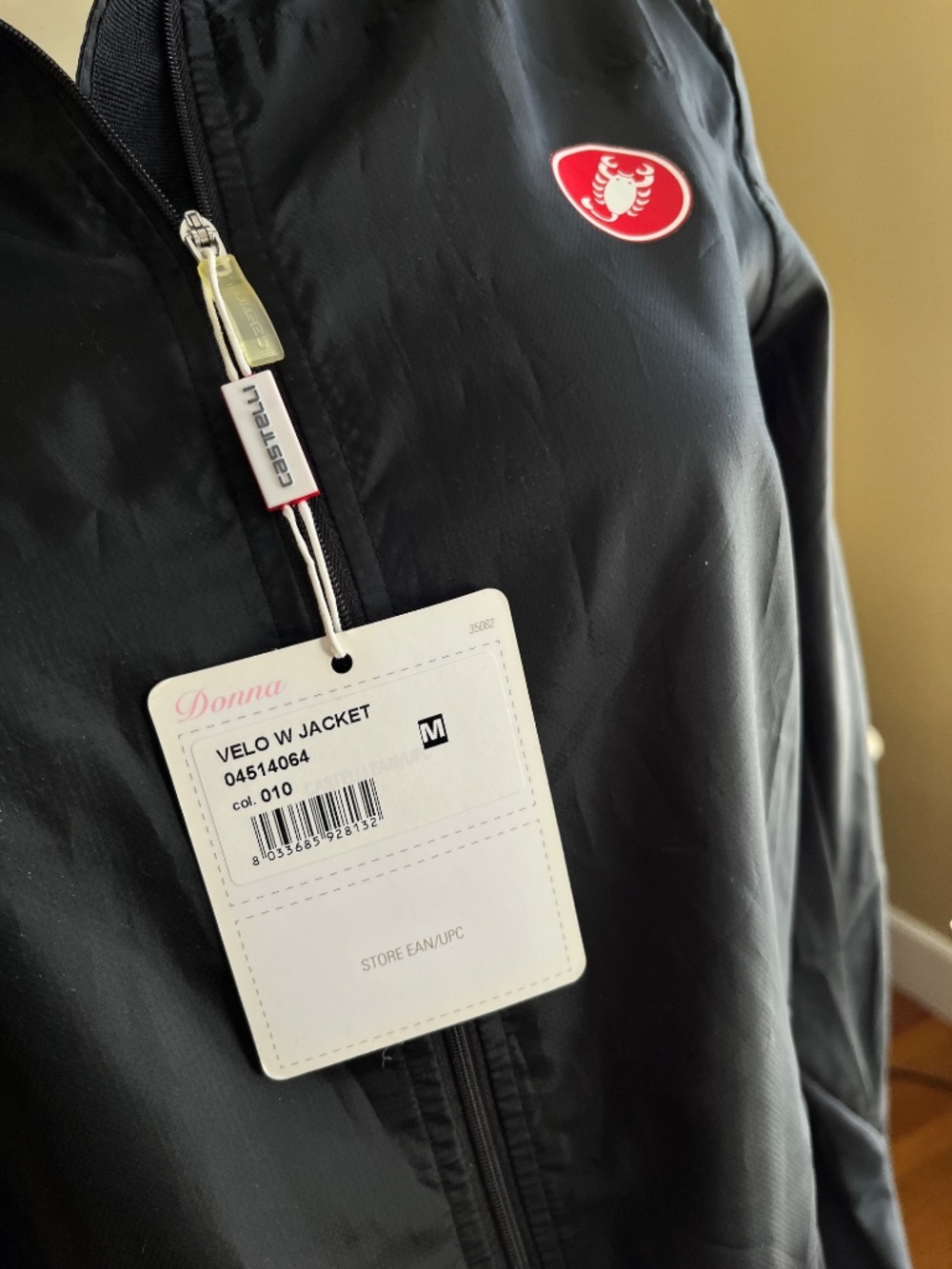 Castelli Women's Black Jacket with Pink Trim - Picture 5 of 8
